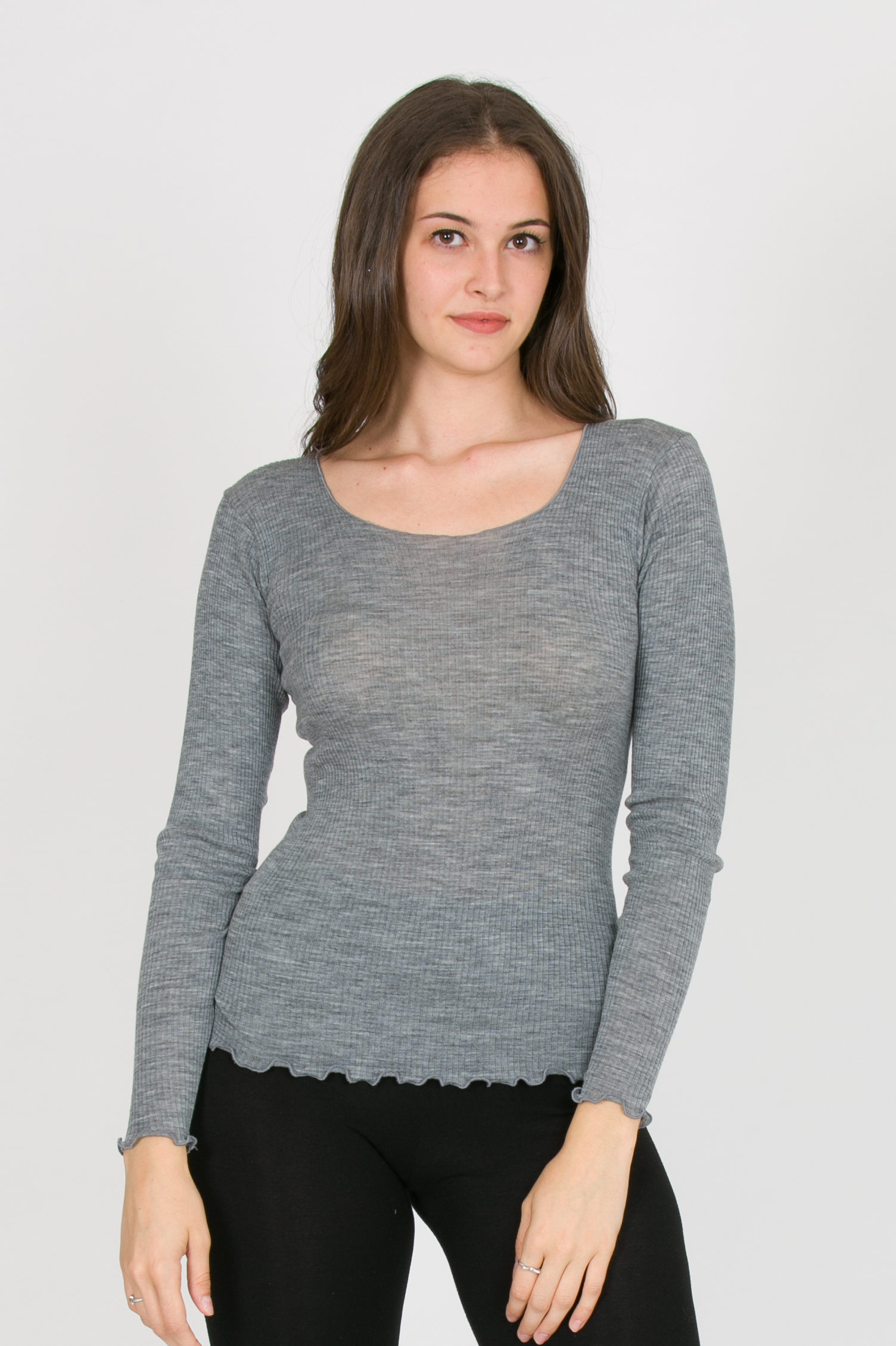 maglia girocollo in lana seta a costine