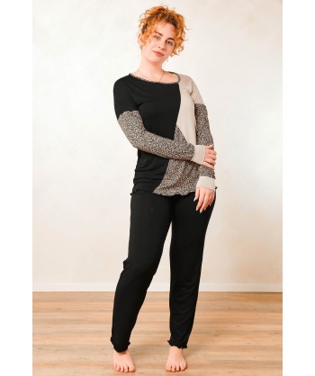 Pigiama scollo asimmetrico